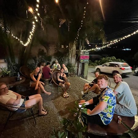Hotel & Hostel Sloth Backpackers Монте-Верде Экстерьер фото