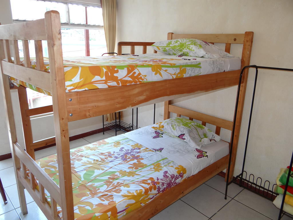 Hotel & Hostel Sloth Backpackers Монте-Верде Номер фото
