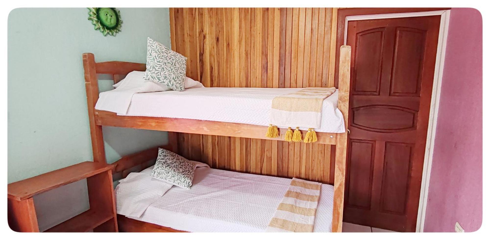 Hotel & Hostel Sloth Backpackers Монте-Верде Экстерьер фото