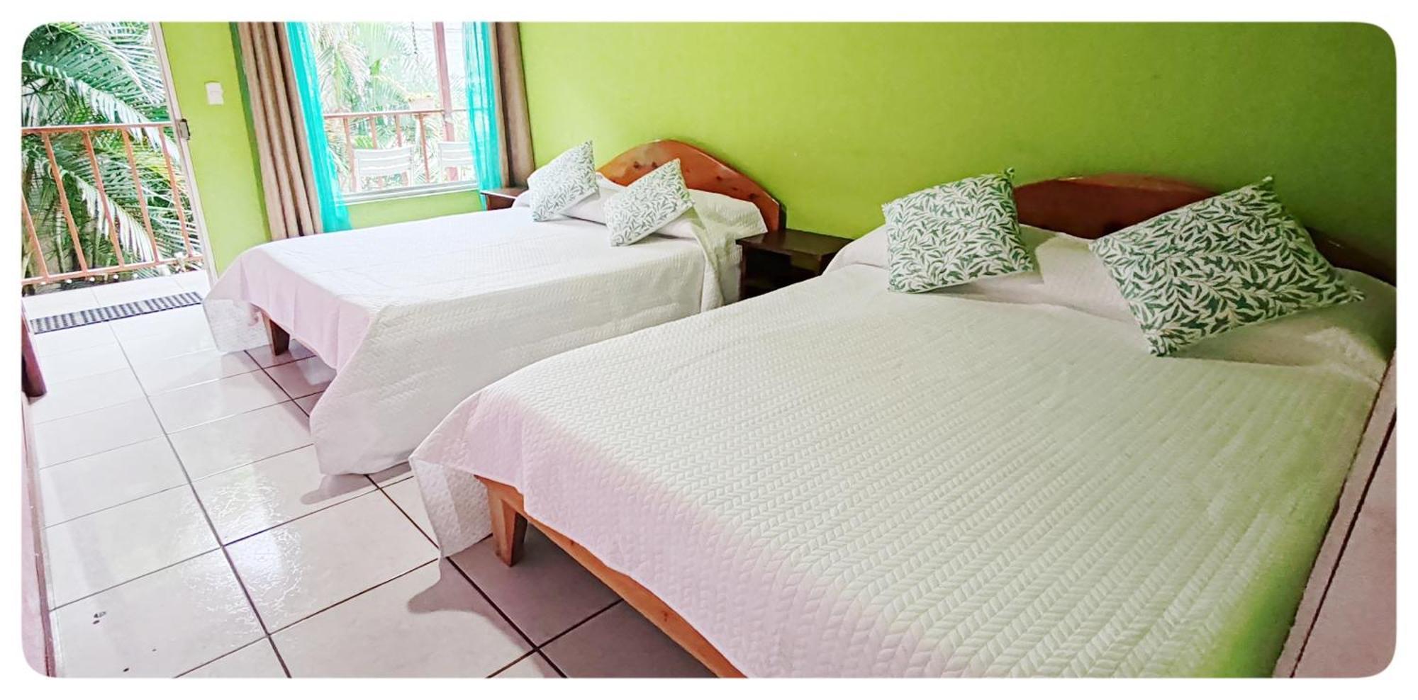 Hotel & Hostel Sloth Backpackers Монте-Верде Экстерьер фото