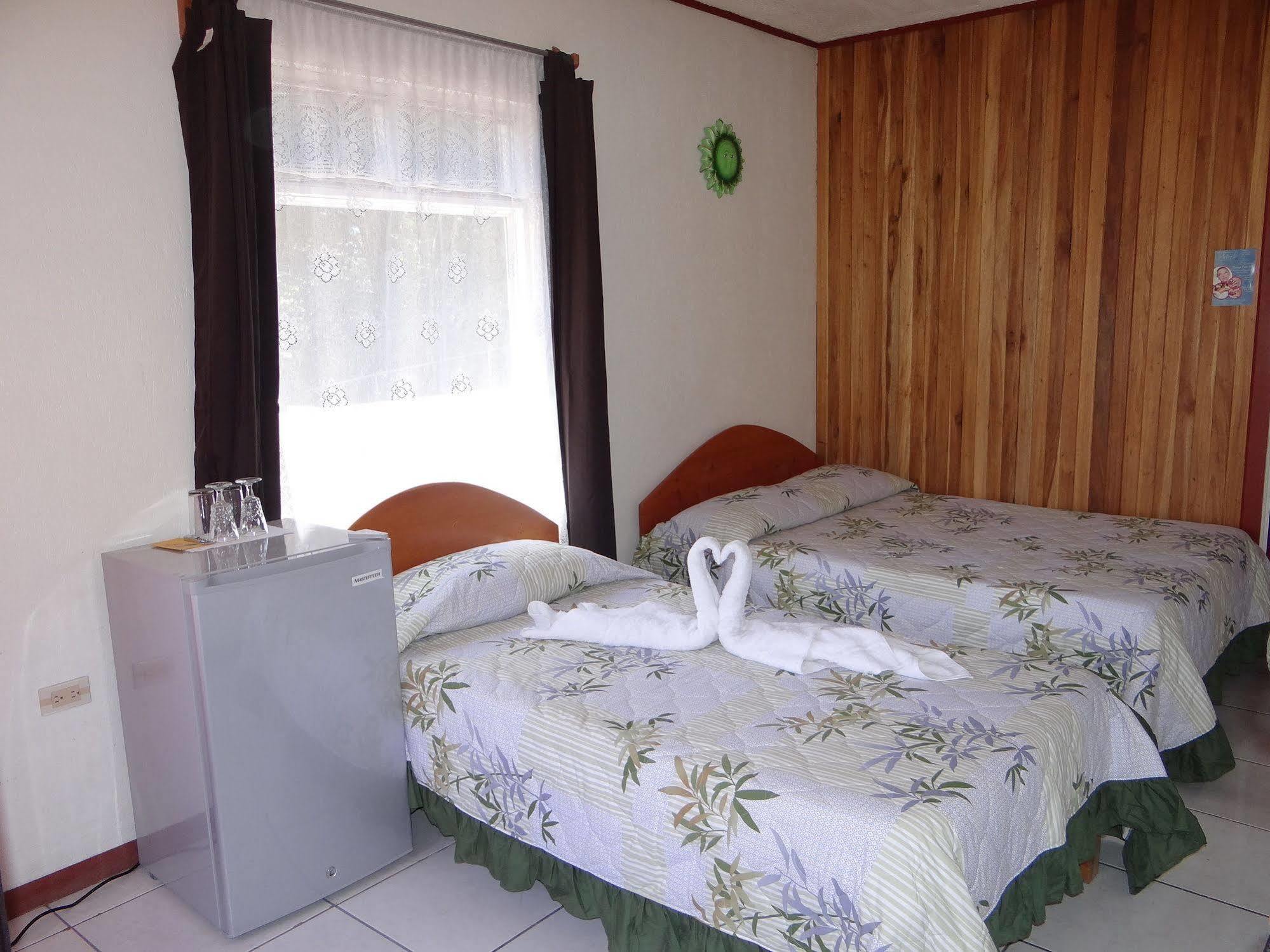 Hotel & Hostel Sloth Backpackers Монте-Верде Экстерьер фото